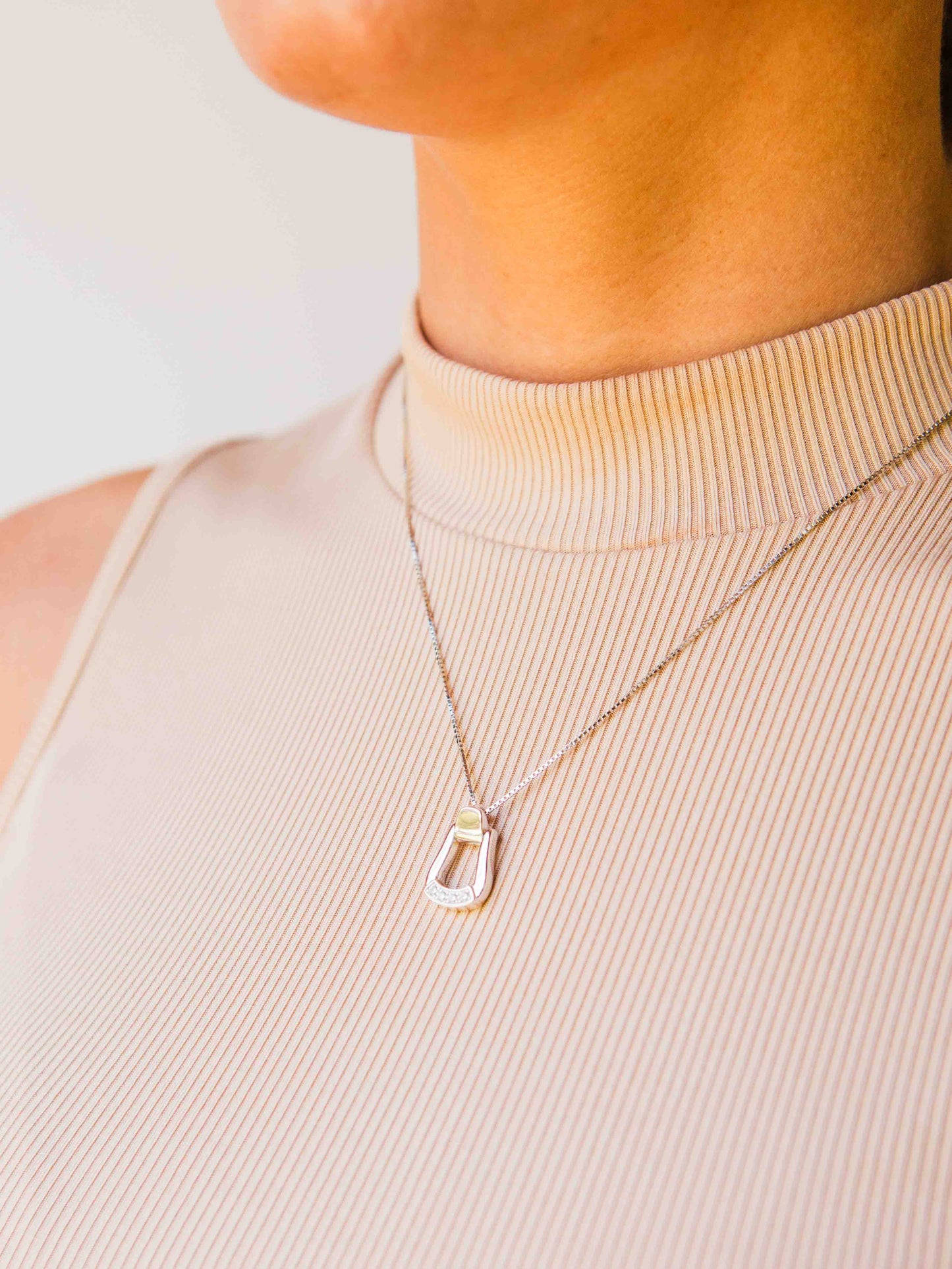 Kelly Herd Small Stone Base Oxbow Stirrup Necklace - Sterling Silver