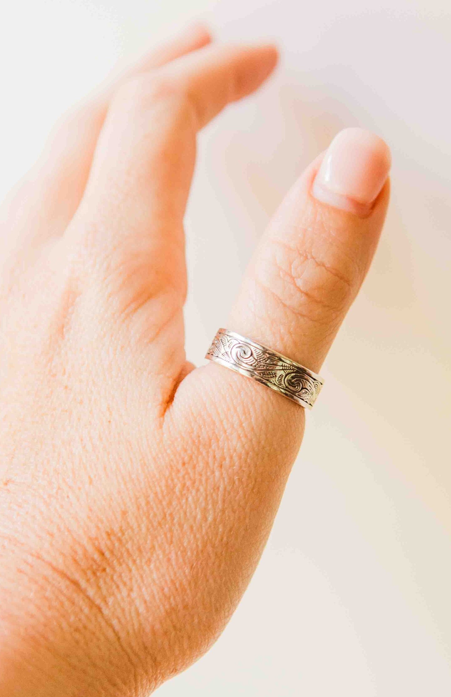 Kelly Herd Men's Engraved Western Wide Band Ring - Sterling Silver